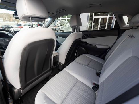 Used 2023 Hyundai Kona SEL w/ Cargo Package image 27