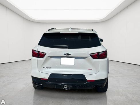 Used 2021 Chevrolet Blazer RS w/ Enhanced Convenience Package FWD image 9