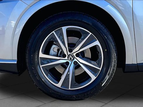 Used 2024 Lexus RX 350 Premium w/ Convenience Package FWD image 10