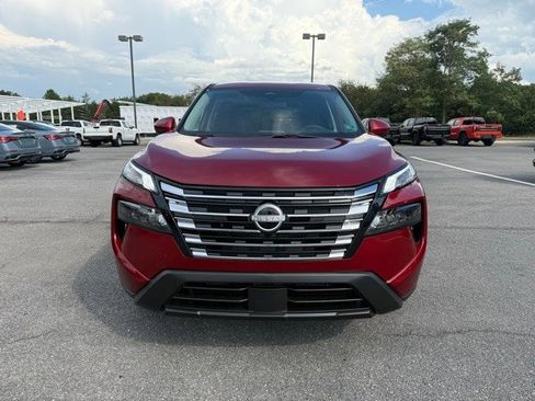 New 2026 Nissan Rogue SV image 3