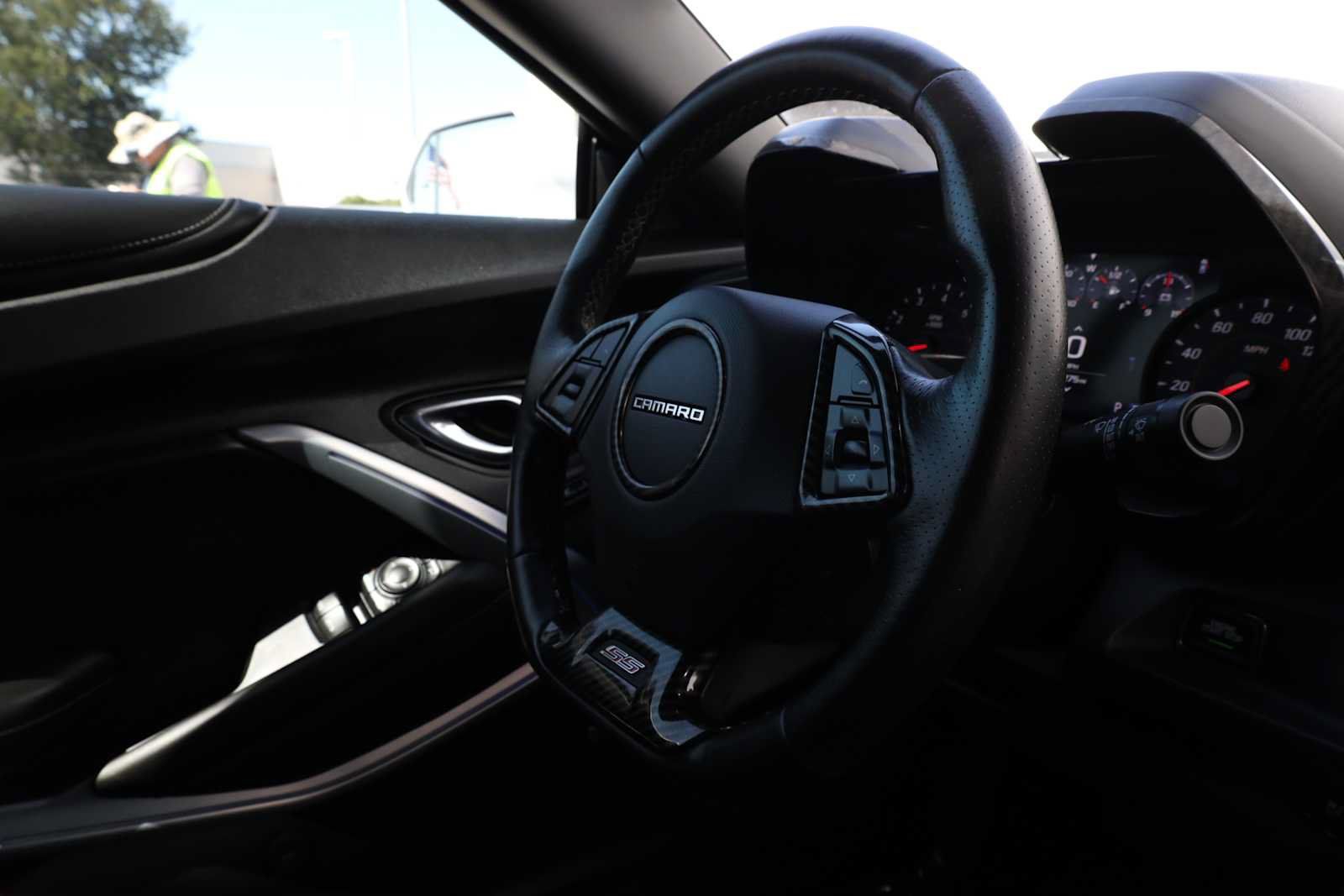 Used 2020 Chevrolet Camaro SS RWD image 16