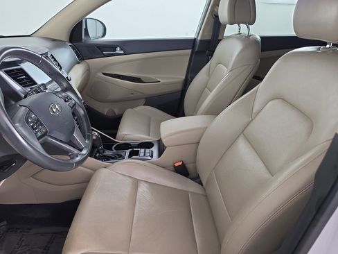 Used 2017 Hyundai Tucson SE Plus AWD/4WD image 15