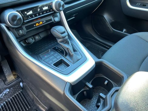 Used 2024 Toyota RAV4 LE image 20