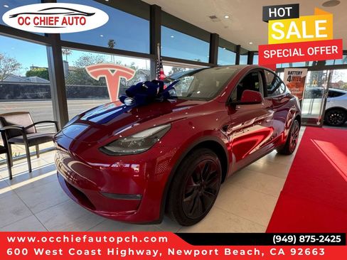 Used 2024 Tesla Model Y Long Range image 1