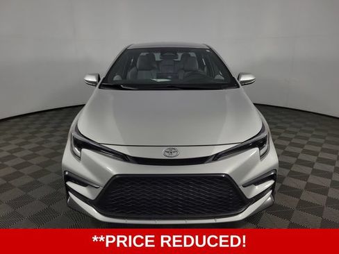 Used 2024 Toyota Corolla SE FWD image 2