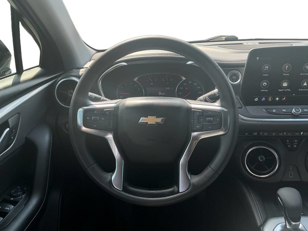 Used 2024 Chevrolet Blazer LT w/ Convenience Package FWD image 18