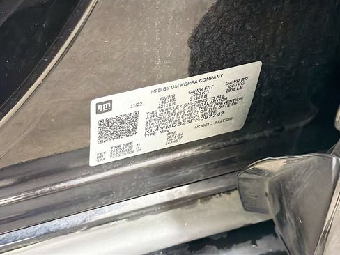 Used 2023 Buick Encore GX Select w/ Sport Touring Package FWD image 31