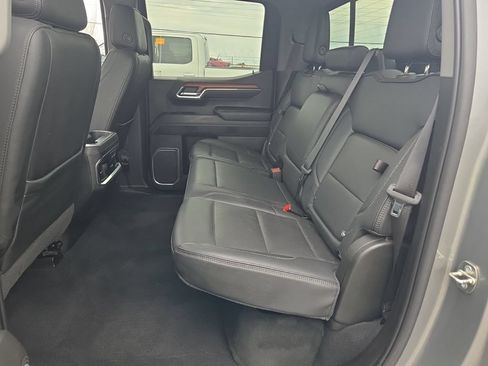 Used 2023 GMC Sierra 1500 Denali AWD/4WD image 4