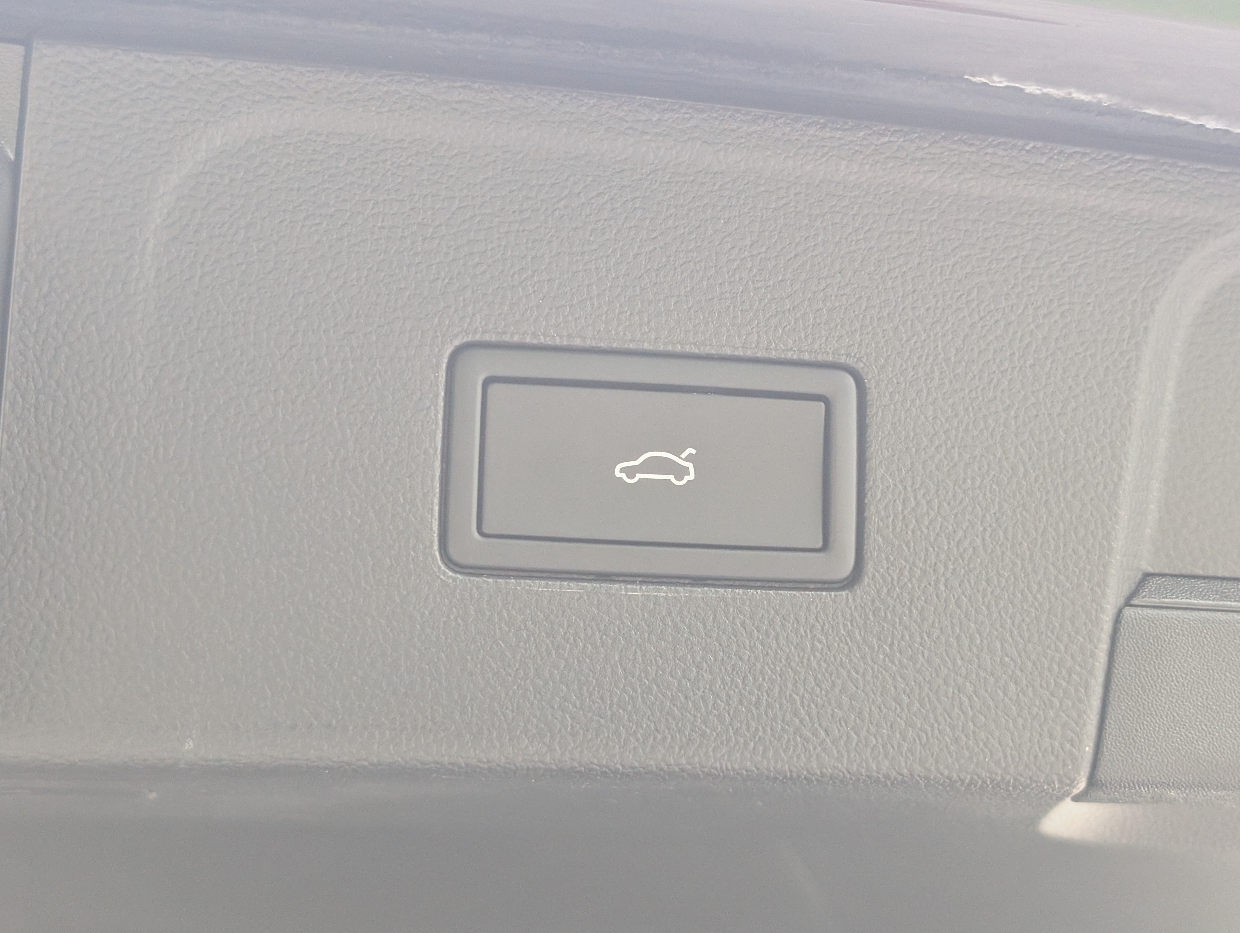 Used 2026 Volkswagen Atlas SE w/ Panoramic Sunroof Package FWD image 21