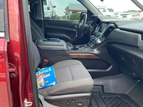 Used 2019 Chevrolet Tahoe LS w/ Enhanced Driver Alert Package RWD image 16