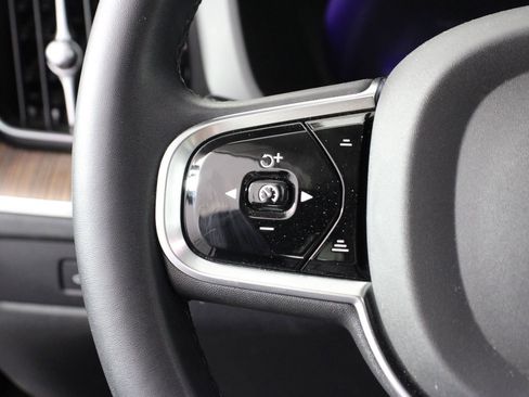Certified 2023 Volvo XC60 T8 Plus w/ Climate Package AWD/4WD image 10