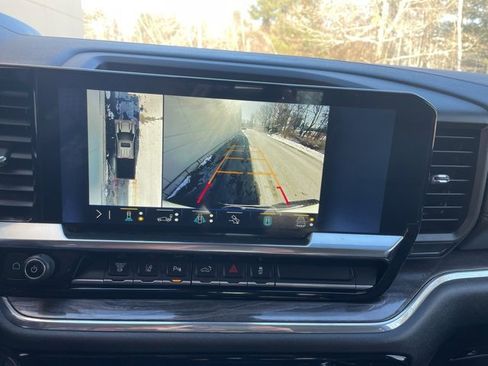 Used 2024 Chevrolet Silverado 2500 LTZ w/ LTZ Premium Package image 29