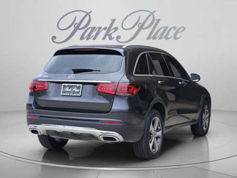 Used 2022 Mercedes-Benz GLC 300 image 7