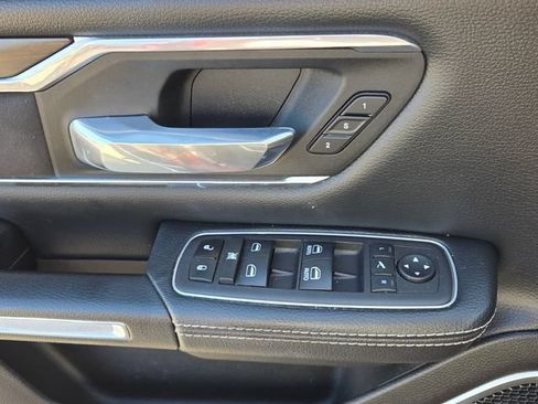Used 2022 RAM 1500 Laramie AWD/4WD image 29