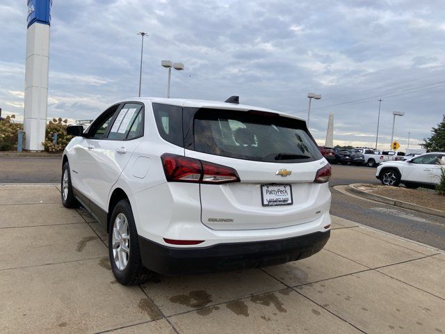 Used 2023 Chevrolet Equinox LS AWD/4WD image 9
