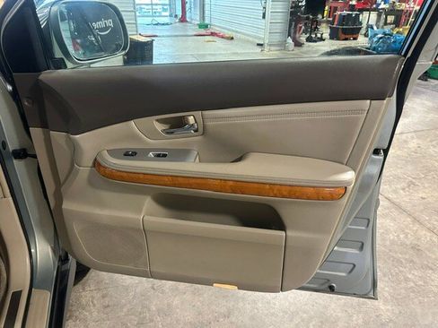 Used 2004 Lexus RX 330 AWD image 7