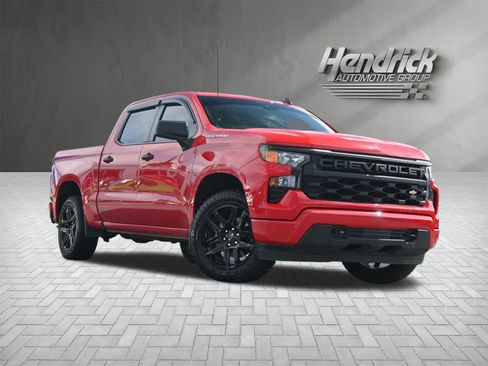 Used 2024 Chevrolet Silverado 1500 Custom RWD image 2