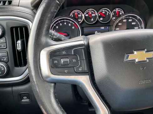 Used 2021 Chevrolet Silverado 1500 LT w/ Z71 Off-Road Package image 23