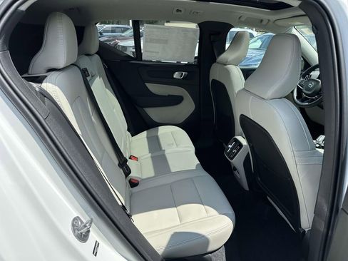 New 2026 Volvo XC40 B4 Plus w/ Protection Package Premier FWD image 12