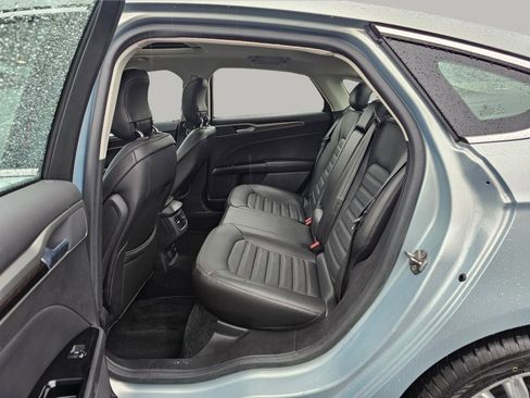 Used 2013 Ford Fusion Energi SE image 23