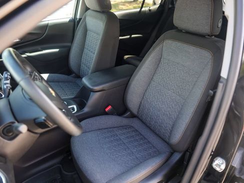 Used 2024 Chevrolet Equinox LT w/ LPO, Floor Liner Package FWD image 10