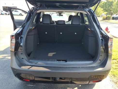 New 2026 Nissan Kicks SR w/ Cold Weather Package image 30