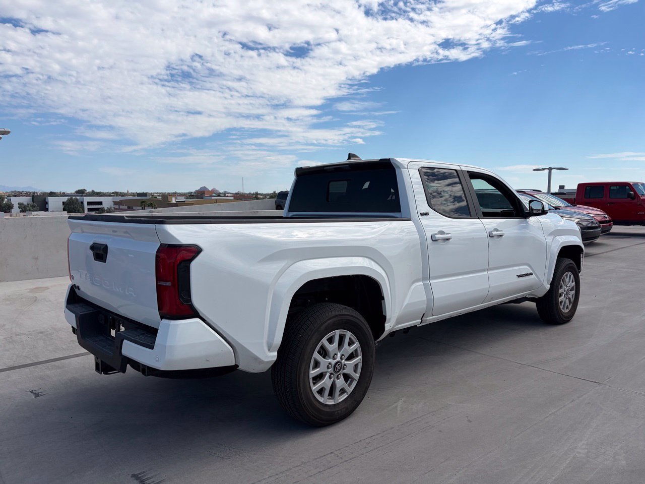 Used 2025 Toyota Tacoma SR5 AWD/4WD image 2
