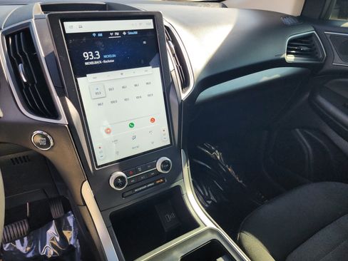 Used 2022 Ford Edge SE AWD/4WD image 15