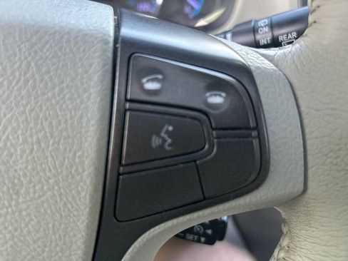 Used 2013 Toyota Sienna Limited w/ Premium Pkg AWD/4WD image 17