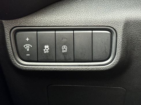 Used 2023 Kia Soul LX w/ LX Technology Package image 28