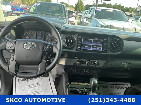 Used 2022 Toyota Tacoma SR w/ SR Convenience Package RWD image 15