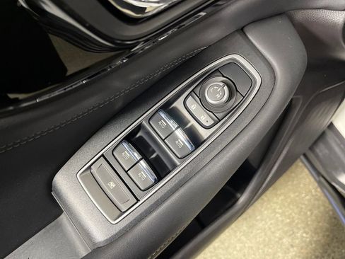 Used 2020 Subaru Outback Limited w/ Popular Package #2 AWD/4WD image 18