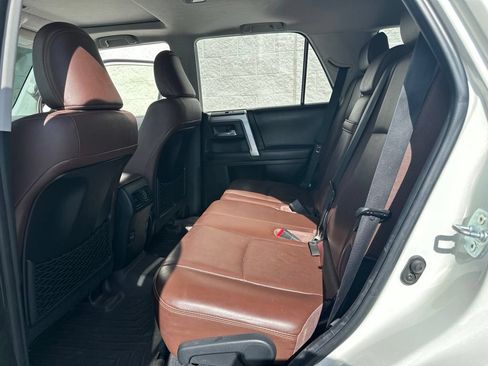 Used 2016 Toyota 4Runner Limited AWD/4WD image 10
