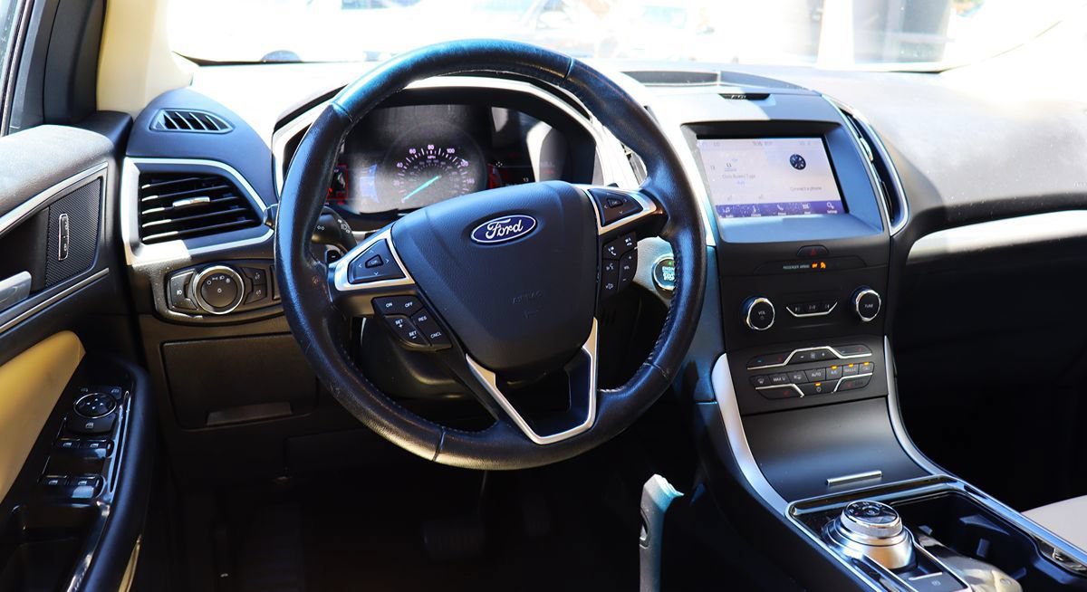 Used 2020 Ford Edge SEL AWD/4WD image 36