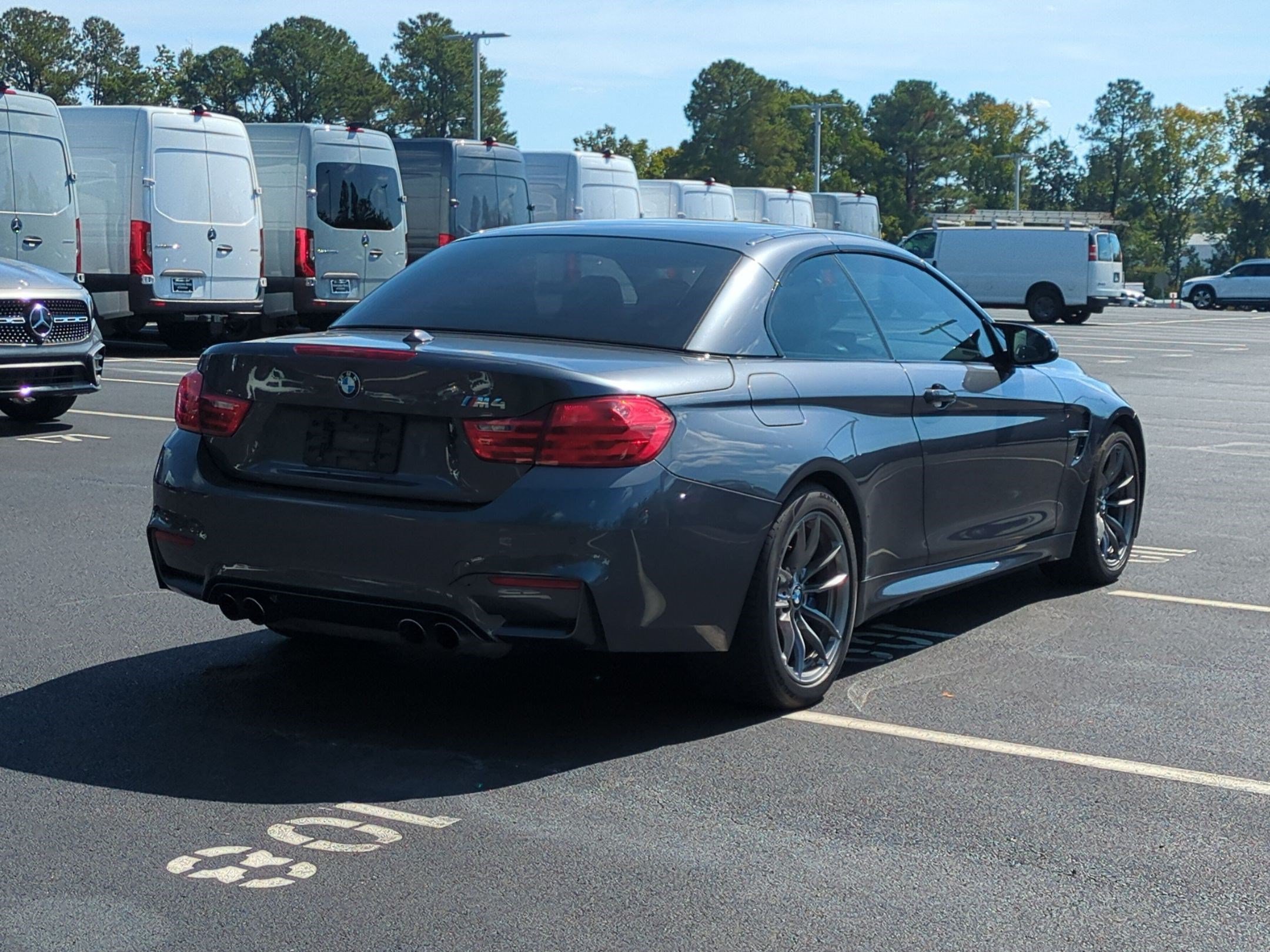 Used 2015 BMW M4 Convertible RWD image 10