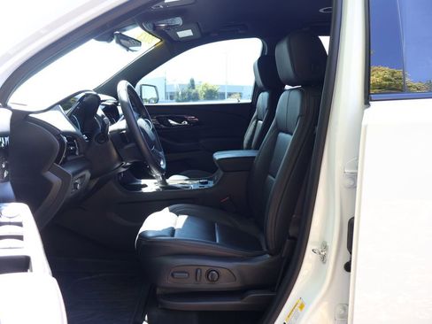 Certified 2023 Chevrolet Traverse RS w/ LPO, Floor Liner Package image 34