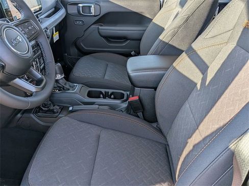 New 2026 Jeep Gladiator Mojave image 10