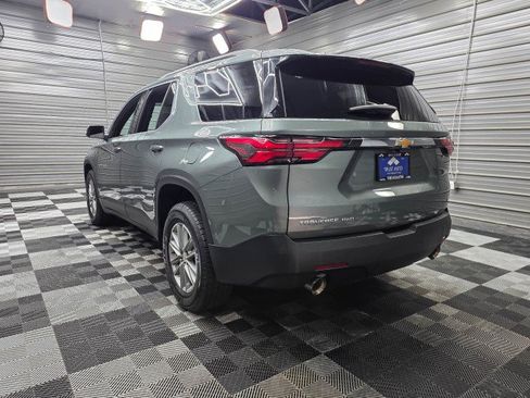 Used 2023 Chevrolet Traverse LT AWD/4WD image 7