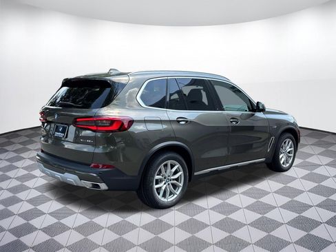 Certified 2023 BMW X5 xDrive45e w/ Executive Package AWD/4WD image 8
