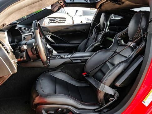 Used 2016 Chevrolet Corvette Z06 w/ 3LZ Preferred Equipment Group RWD image 34