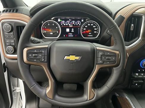 Used 2023 Chevrolet Silverado 2500 High Country w/ Z71 Off-Road Package image 23