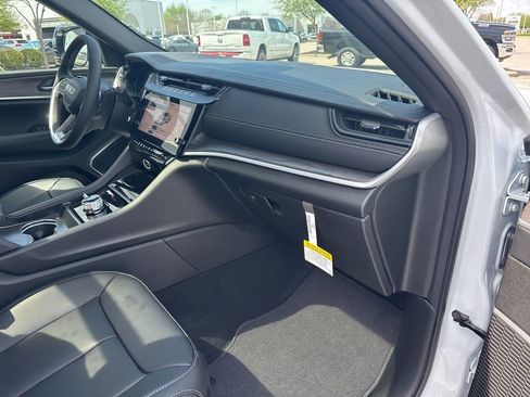 New 2026 Jeep Grand Cherokee L Limited AWD/4WD image 53