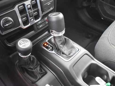 New 2026 Jeep Gladiator Sport image 24