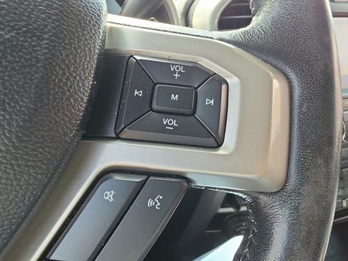 Used 2020 Ford F350 Lariat w/ Lariat Ultimate Package AWD/4WD image 22
