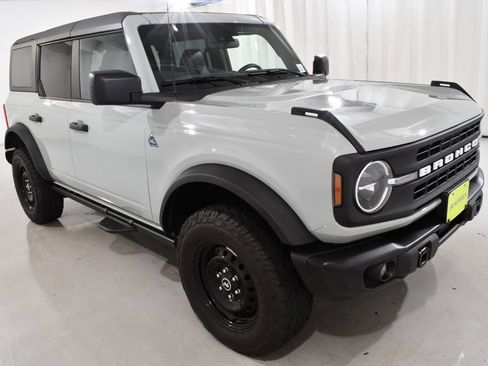 Used 2023 Ford Bronco Black Diamond AWD/4WD image 5