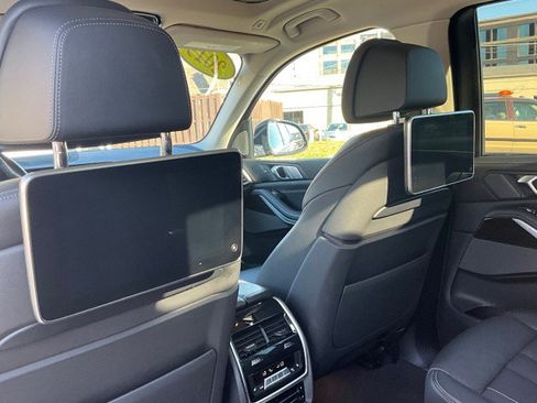 Used 2019 BMW X7 xDrive50i w/ Off-Road Package AWD/4WD image 37