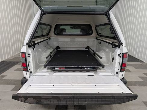Used 2024 Nissan Frontier S w/ Technology Package RWD image 22