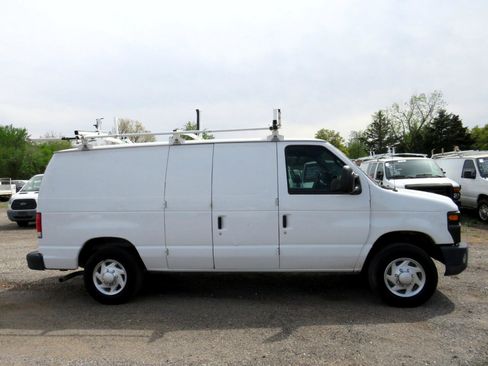 Used 2014 Ford E-150 and Econoline 150 w/ Commercial Cargo Van Package image 3