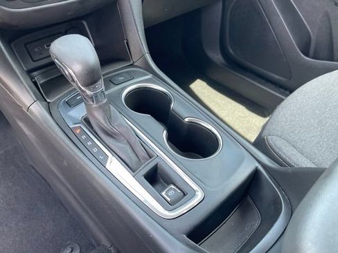 Used 2022 Chevrolet Equinox LT AWD/4WD image 23