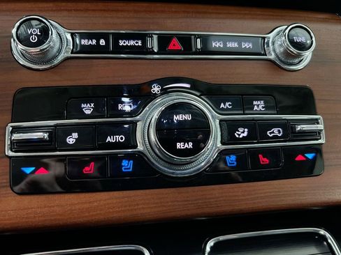 Used 2022 Lincoln Aviator Reserve w/ Equipment Group 201A image 17